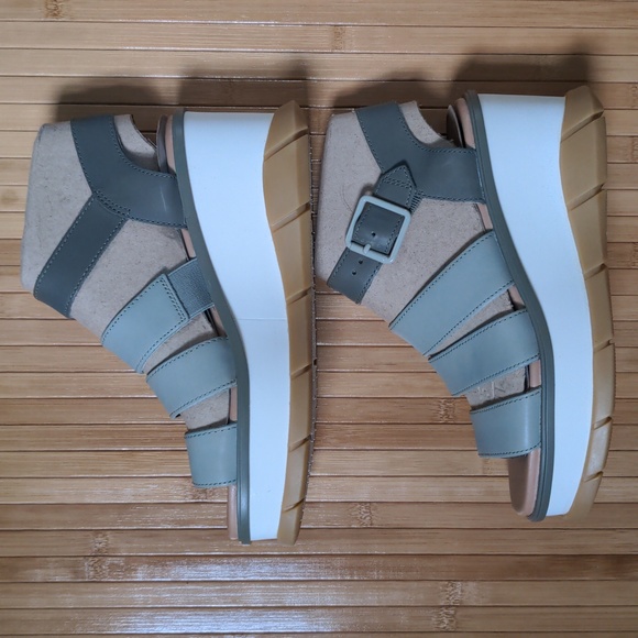 Sorel Joanie III Ankle Strap Sandals, Safari Green Color, NEW, Womens Size 7.5 - Picture 4 of 4